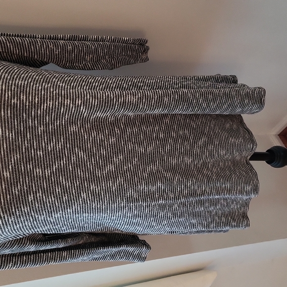 W5 Sweater - Picture 3 of 8